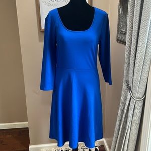 Old Navy royal blue cotton knit dress, 3/4 sleeve, fit and flare, size M.